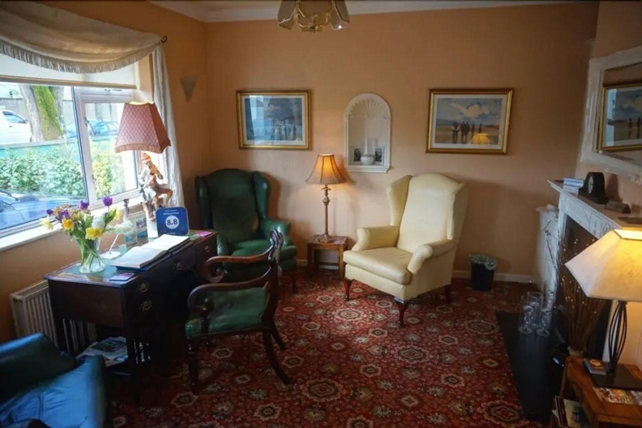 Windway House Hotel Киларни Екстериор снимка
