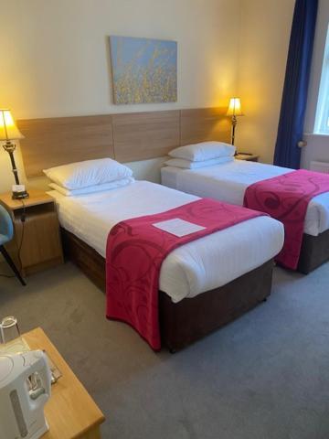 Windway House Hotel Киларни Екстериор снимка